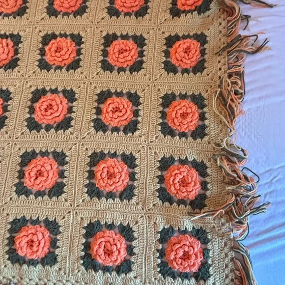 Handmade Crocheted Floral Granny Square Throw - Coral & Tan - Picture 4 of 13